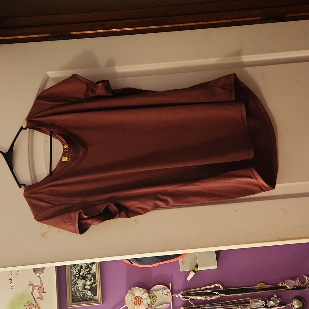 Womens Maroon shirt